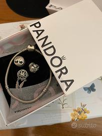 Bracciale con Charm Pandora