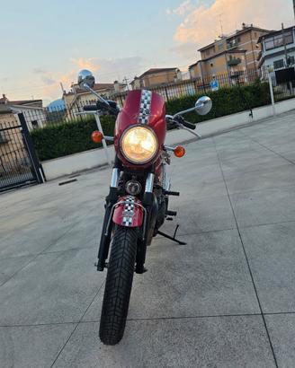 Triumph Bonneville 799 - 2006