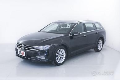 VOLKSWAGEN Passat Variant 1.6 TDI SCR DSG Busine