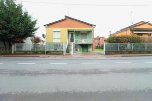 CASA INDIPENDENTE A MONTECHIARUGOLO