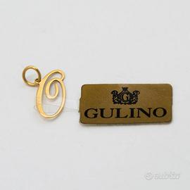 Ciondolo iniziale in oro giallo 18 kt "O" E.9