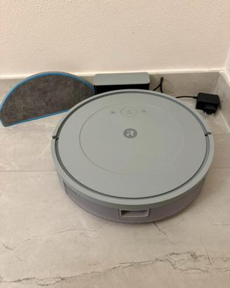 iRobot Roomba aspirapolvere e lavapavimenti