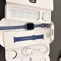 Apple Watch Series 10 (GPS + Cellular)