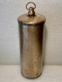 Vecchia boule acqua calda in ottone, primi 900