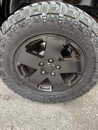 Cerchi 18 e gomme jeep wrangler