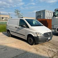 Mercedes vito 2.2 CDI 113 EURO 5 manuale