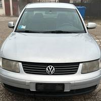 Ricambi usati Volkswagen passat berlina 1.9 d AFB