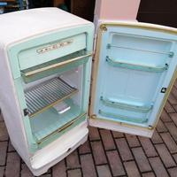 Frigorifero vintage modello Indesit