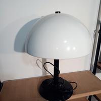 Lampada da tavolo a fungo