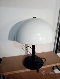 Lampada da tavolo a fungo