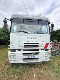 Iveco stralis 350 con cassone telonato/ camion