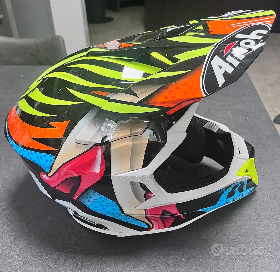 AIROH Casco Off-road WRAAAP LOLLIPOP GLOSS, Taglia M, Tripla Calotta HRT, Omologato ECE 2206 - 2