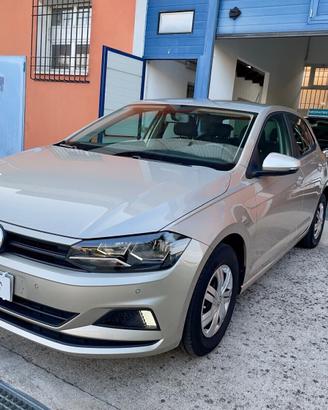 Volkswagen Polo 1.0 Comfortline