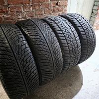 4 gomme 225/40/19 Seminuove