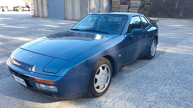 PORSCHE 944 S2