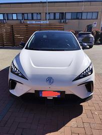 Mg4 luxury 64kwh