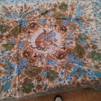 Foulard 100% seta con fiori azzurri