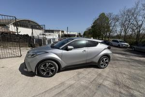 C-HR  1.8 hibrid  E-CVT  trend Toyota
