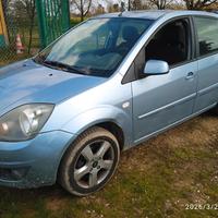Ford Fiesta ghia 5porte 1.2 benzina 