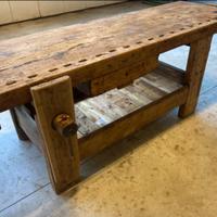 Bancone da falegname restaurato.