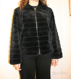 Cappotto pellicciotto nero sintetico