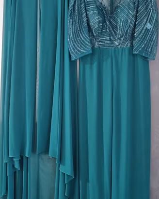 tuta elegante con gonnellone