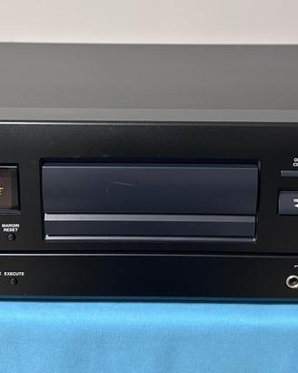 TASCAM DA-20  Registratore a cassetta DAC