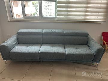 Divano 3 posti con chaise longue Divani & Divani