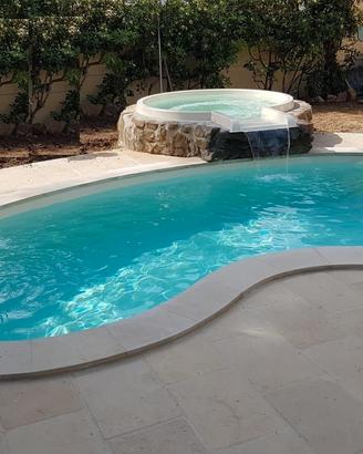 PISCINA IN VETRORESINA MODELLO "AURELIA 6"