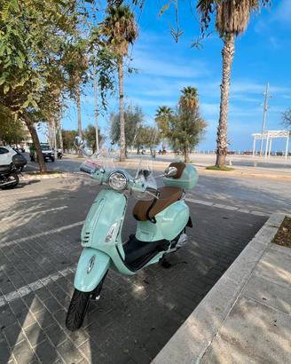 Vespa Primavera 150 ABS verde relax