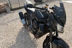 KAWASAKI Z750 - 2008 - 34.000 km - NERA - €3.500