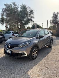 Renault Captur dCi 8V 90 cv full distribuzione app