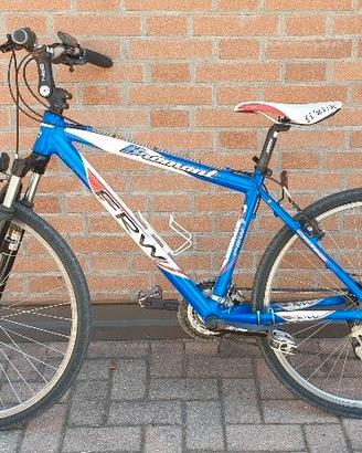 Bicicletta  MTB