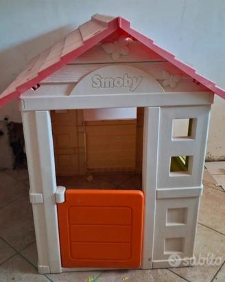 Casetta Smoby per bambini.
