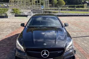 Mercedes-Benz CLA 45 AMG