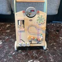 carrellino primi passi, Tiny Love