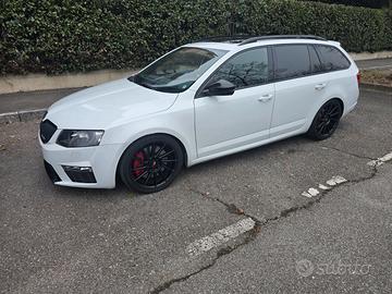 Skoda Octavia RS Wagon 2.0 TDI
