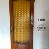 Ultima porta, legno mogano vetro ambra. Trattabile