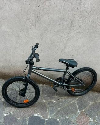 BICI BMX DECATHLON 20’
