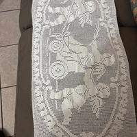 Cebtrino lavorato a mano