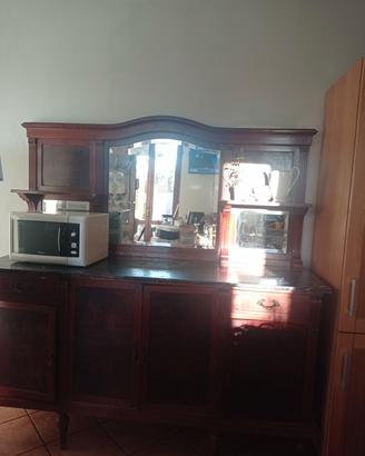 credenza antica in legno 