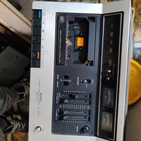 lettore di cassette Sony vintage TC 137 sd