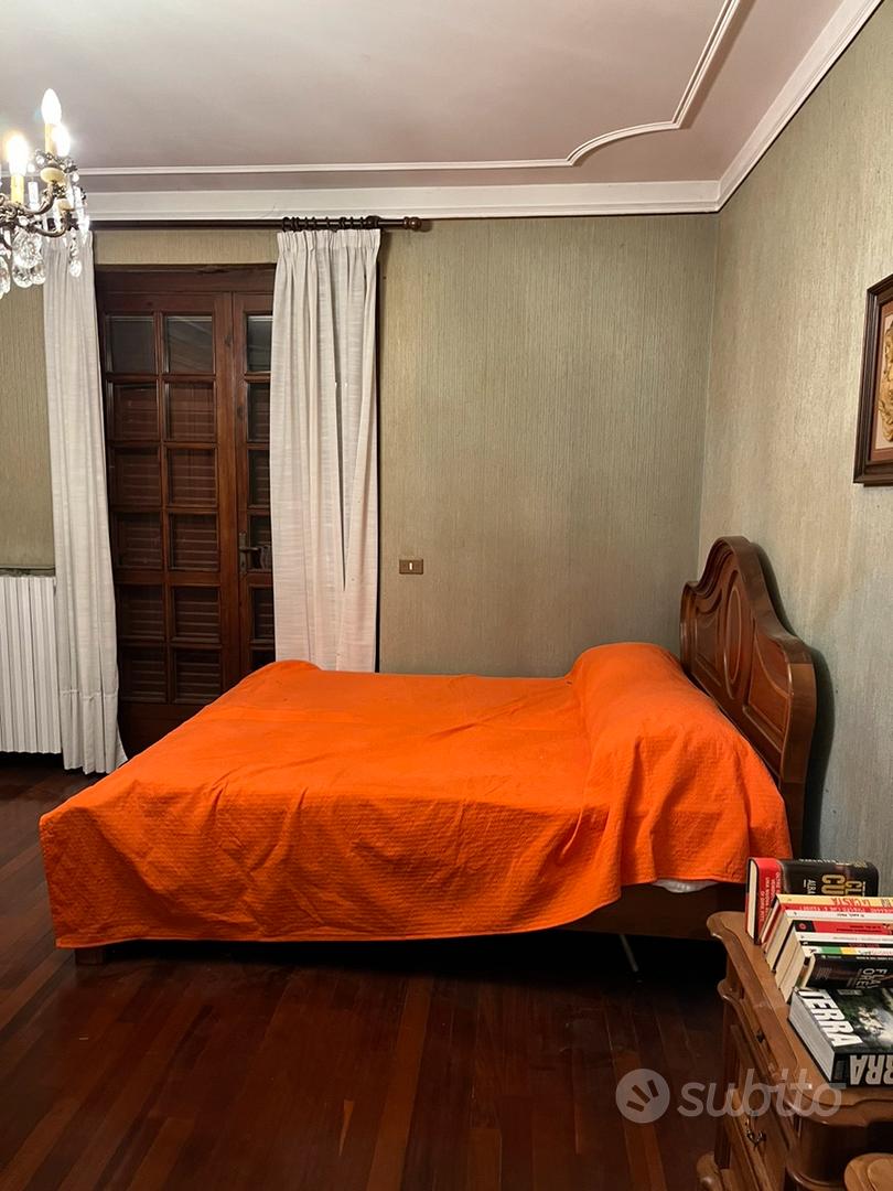 Letto matrimoniale - Arredamento e Casalinghi In vendita a Vercelli