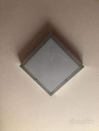 Lampada quadrata in vetro