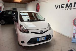 Toyota Aygo 1.0 12V VVT-i 5 porte Lounge