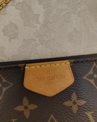 borsa Luis Vuitton pochette monogram
