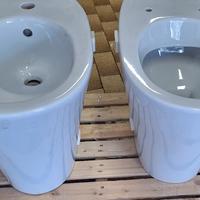 Coppia di Sanitari filo muro di qualità