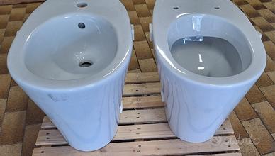 Coppia di Sanitari filo muro di qualità