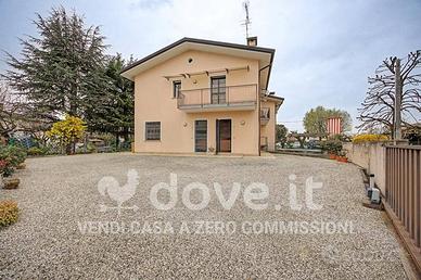 Villetta a schiera di 300 m² con 4 locali a Carbon