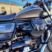 Moto Guzzi V9 Roamer - accessoriata - tagliandata